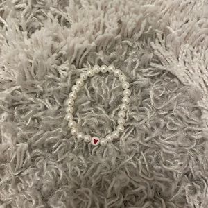 Colors white and red